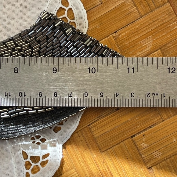 Shiny vintage bib necklace 80s - Picture 7 of 8